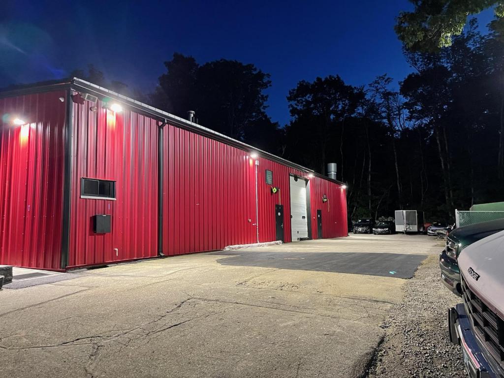 Rotatable Wall Pack 80w 10,400 Lumens 270°